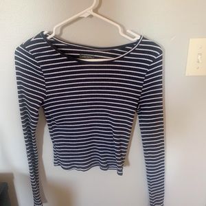 Cropped long sleeve tee
